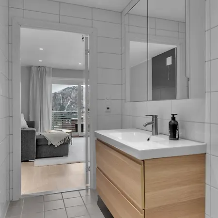 Arctic Pearl - Central House With 4 Bedrooms And 2 Bathrooms Tromso Exterior photo
