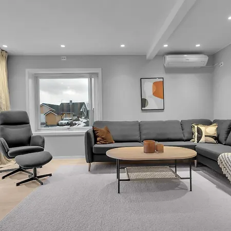 Arctic Pearl - Central House With 4 Bedrooms And 2 Bathrooms Tromso Exterior photo