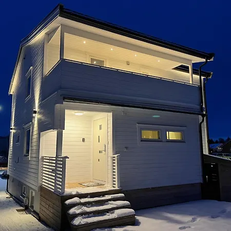 Arctic Pearl - Central House With 4 Bedrooms And 2 Bathrooms Tromso Exterior photo