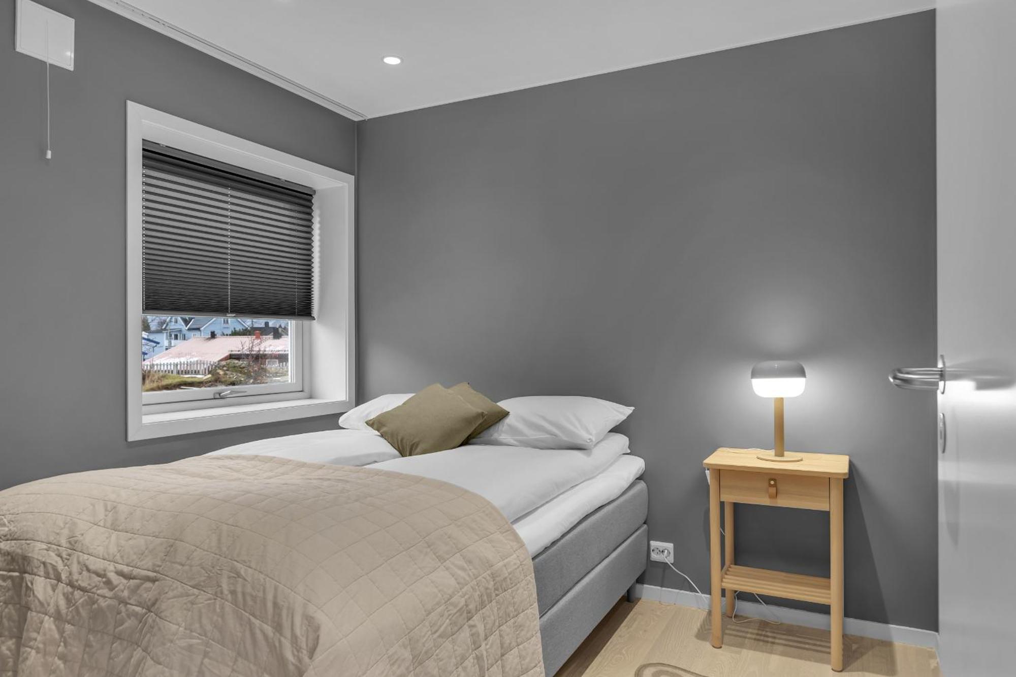 Arctic Pearl - House With 4 Bedrooms And 2 Bathrooms Holiday home Tromso