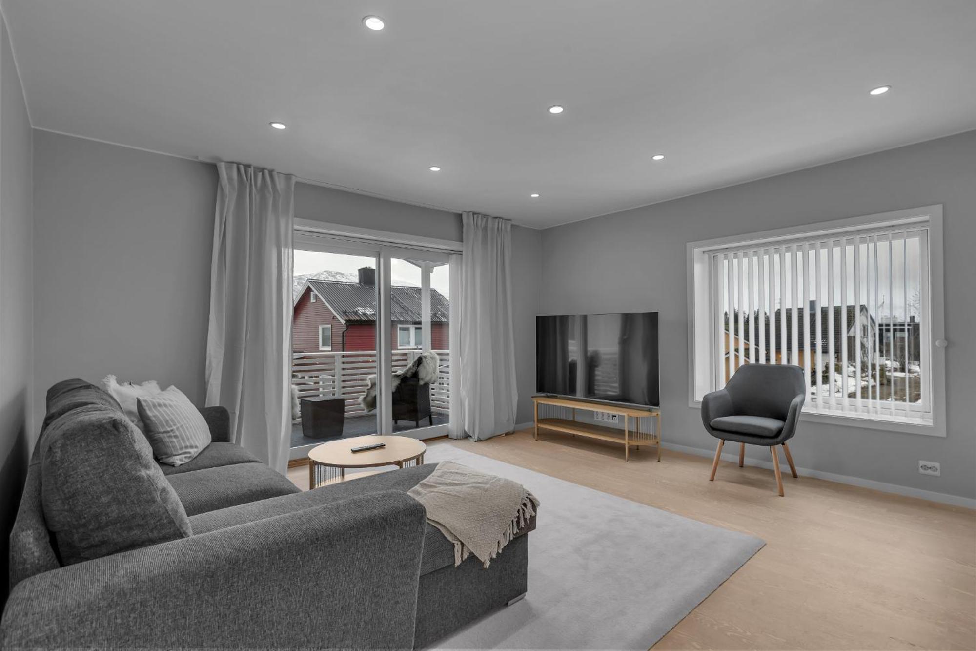 Arctic Pearl - House With 4 Bedrooms And 2 Bathrooms Holiday home *