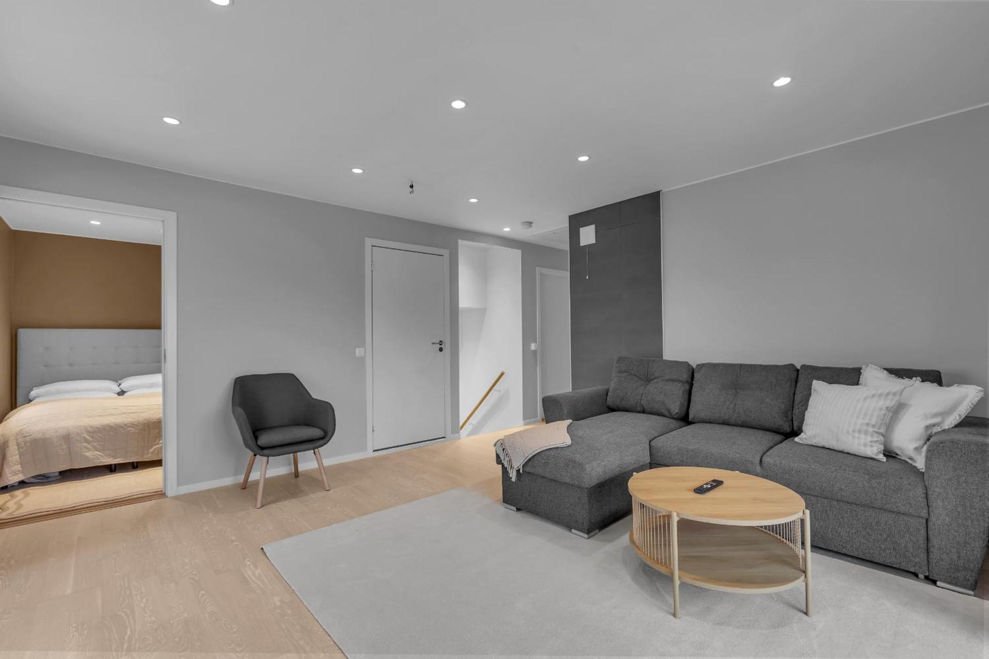 Arctic Pearl - House With 4 Bedrooms And 2 Bathrooms * Tromso
